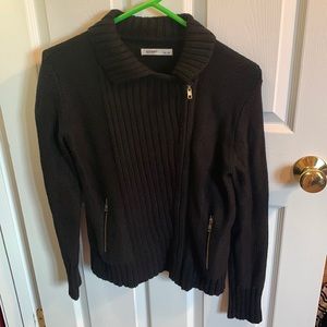 Old Navy long black zip-up sweater, size medium
